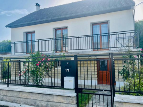 Super maison entre paris et Disney
